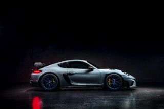 New Porsche Cayman GT4 RS